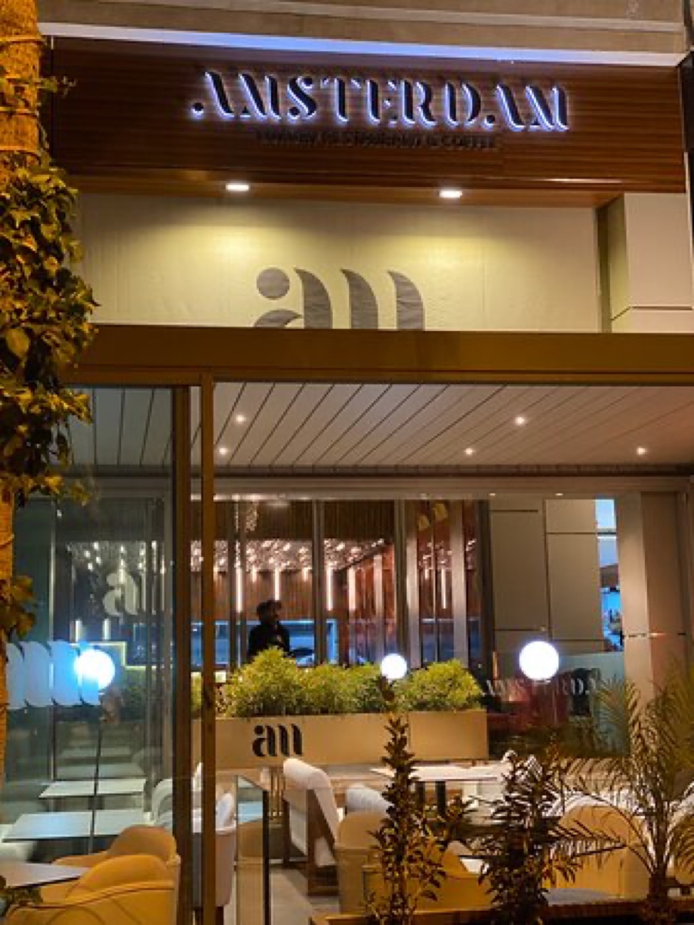 Amsterdam — restaurant à Agadir