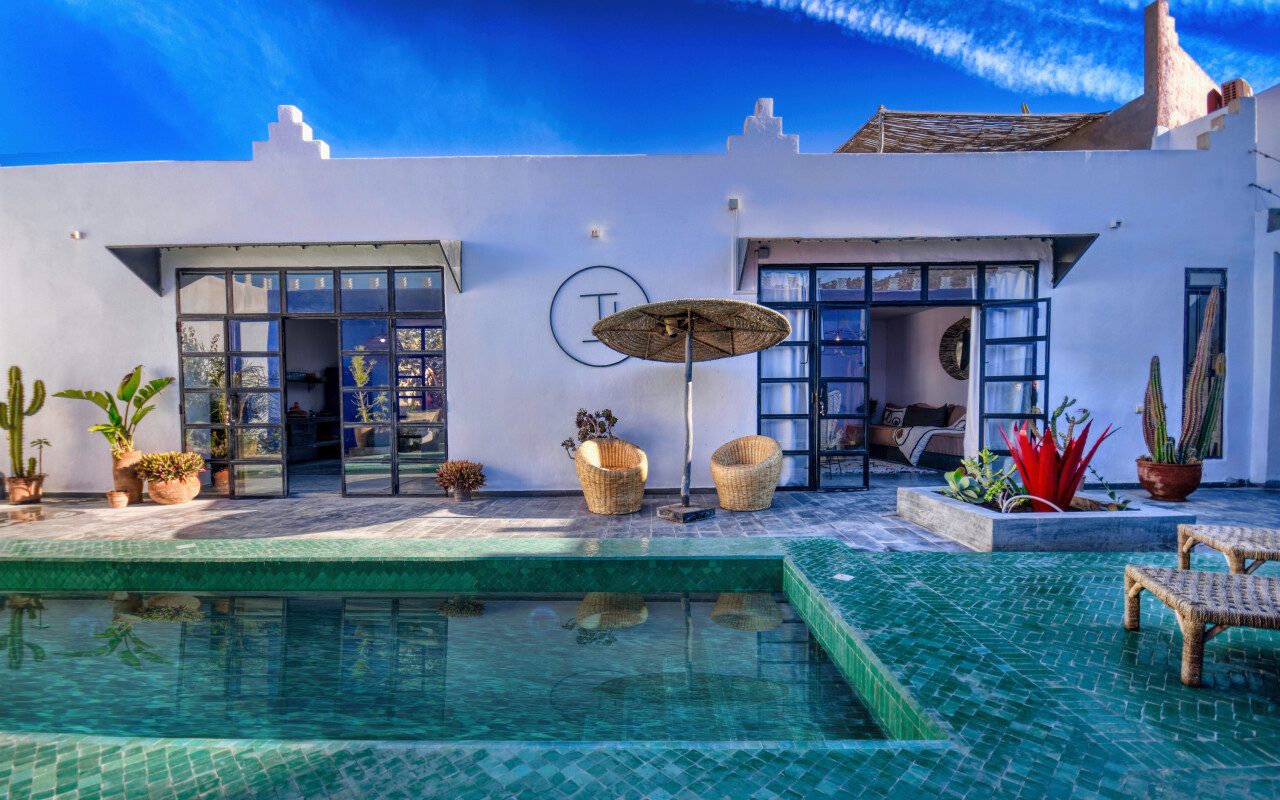 Piscine privée du Riad Mon Étoile à Aourir