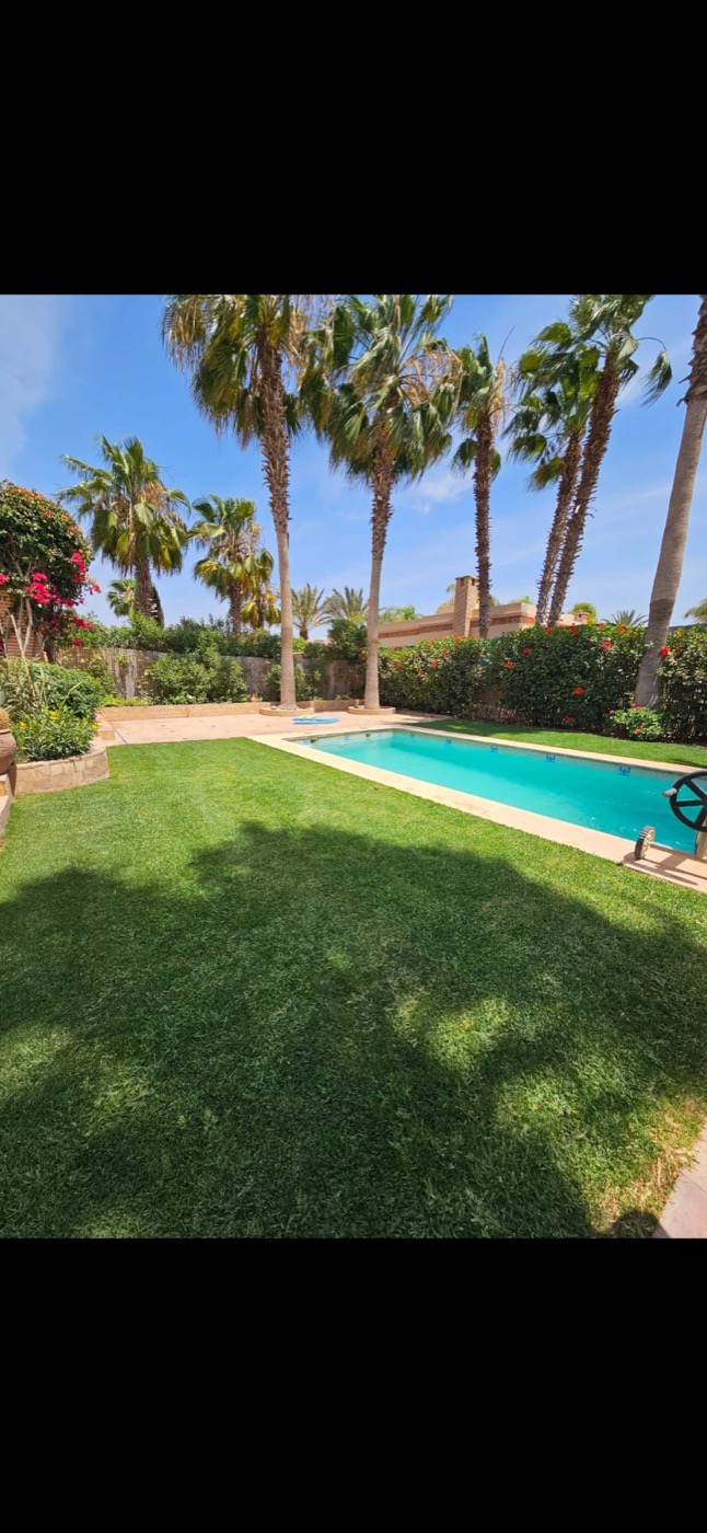 Yasmina â villa avec piscine Ă Agadir