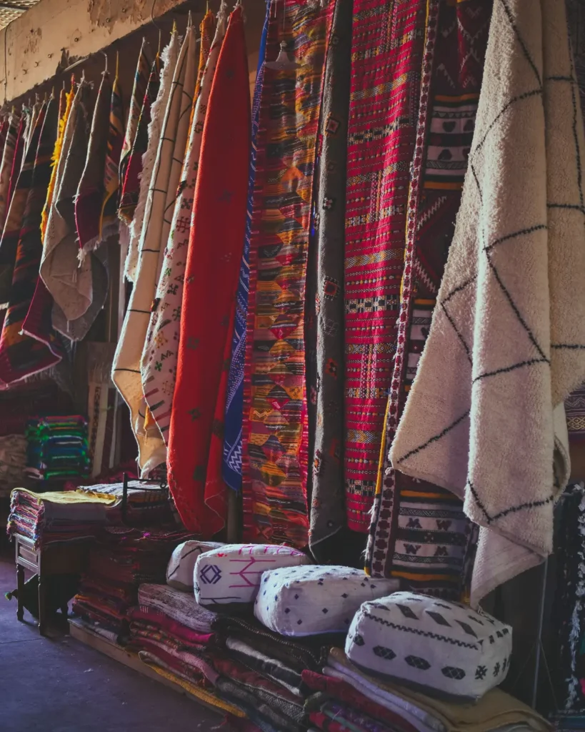 Berber rugs for sale in Agadir, an authentic gift to bring home